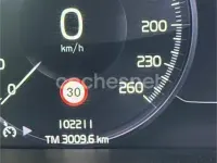 Usado Volvo XC40 Momentum 156 CV (114 kW) 2018 Blanco SUV
