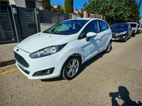 Usado Ford Fiesta Titanium 75 CV (55 kW) 2014 Blanco Utilitario
