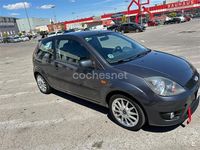 Usado Ford Fiesta Futura 90 CV (66 kW) 2008 Gris / plata Utilitario
