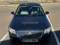 Usado VW Passat Advance 140 CV (102 kW) 2005 Azul Berlina