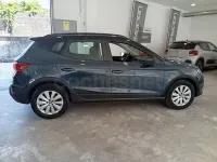 Usado Seat Arona Style 110 CV (80 kW) 2021 Gris / plata SUV