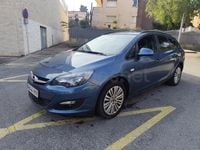 Usado Opel Astra Excellence 140 CV (102 kW) 2014 Azul Familiar