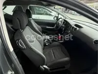 Usado Peugeot 308 95 CV (69 kW) 2008 Gris / plata Berlina