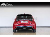 Usado Toyota Yaris Hybrid Plus 116 CV (85 kW) 2022 Rojo Berlina