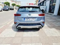 Usado Kia XCeed 136 CV (100 kW) 2021 Gris / plata SUV