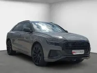 Usado Audi Q8 286 CV (210 kW) 2023 Gris / plata SUV
