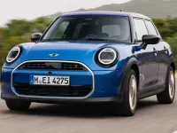 Usado Mini Cooper Essential 156 CV (114 kW) 2024 Blanco Utilitario