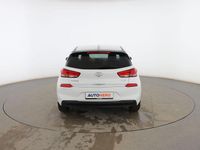 Używany Hyundai i30 GO! 115 KM (84 kW) 2019 Biały Sedan/Limuzyna