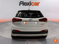 Usado Hyundai i20 100 CV (73 kW) 2020 Blanco Utilitario