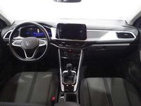 Usado VW T-Roc Life 116 CV (85 kW) 2023 Gris / plata SUV