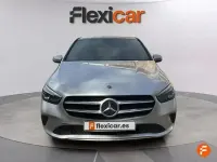 Usado Mercedes B180 116 CV (85 kW) 2020 Gris Utilitario