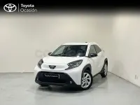 Usado Toyota Aygo X Play 72 CV (52 kW) 2024 Blanco SUV