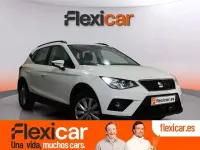 Usado Seat Arona Style 110 CV (80 kW) 2021 Blanco SUV