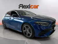 Usado Mercedes A200 150 CV (110 kW) 2025 Azul Berlina