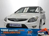 Begagnad Hyundai i30 Classic 109 HK (80 kW) 2011 Vit Sedan
