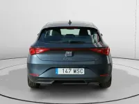 Usado Seat Leon Style 110 CV (80 kW) 2024 Azul Berlina