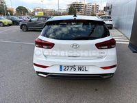 Usado Hyundai i30 100 CV (73 kW) 2025 Blanco Familiar