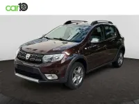 Usado Dacia Sandero Essentiel 91 CV (66 kW) 2018 Gris Utilitario