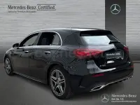 Usado Mercedes A180 136 CV (100 kW) 2025 Gris / plata Berlina