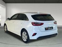 Usado Kia Ceed 120 CV (88 kW) 2023 Blanco Utilitario