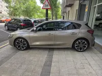 Usado Ford Focus ST-Line 182 CV (133 kW) 2018 Gris