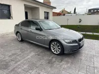 Usado BMW 318 Luxury Line 143 CV (105 kW) 2011 Gris / plata Berlina