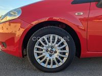 Usado Fiat Grande Punto Dynamic 75 CV (55 kW) 2007 Rojo Utilitario