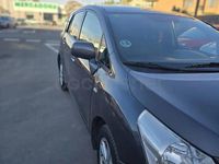 Usado Toyota Verso Active 126 CV (92 kW) 2010 Gris / plata Monovolumen