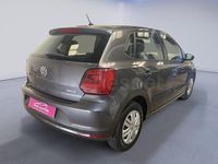 Usado VW Polo Edition 75 CV (55 kW) 2017 Gris / plata Berlina