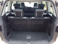 Usado VW Touran Business 116 CV (85 kW) 2017 Beige Monovolumen