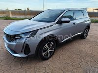 Usado Peugeot 5008 Allure 130 CV (95 kW) 2021 Gris / plata Monovolumen