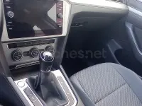Usado VW Passat 150 CV (110 kW) 2020 Gris / plata Familiar