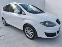 Usado Seat Altea XL Style 105 CV (77 kW) 2011 Blanco Monovolumen