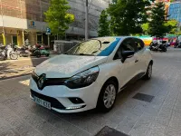 Usado Renault Clio IV Business 76 CV (55 kW) 2019 Blanco Berlina