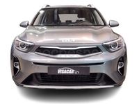 Usado Kia Stonic 84 CV (61 kW) 2023 Gris / plata SUV