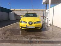 Usado Seat Ibiza Reference 100 CV (73 kW) 2005 Amarillo Utilitario