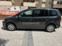 Usado VW Touran Advance 105 CV (77 kW) 2015 Gris / plata Monovolumen
