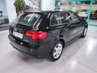 Usado Audi A3 Sportback Ambition 105 CV (77 kW) 2010 Negro Utilitario