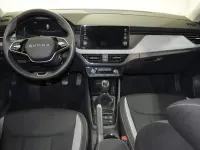 Usado Skoda Scala Selection 115 CV (84 kW) 2025 Gris Utilitario