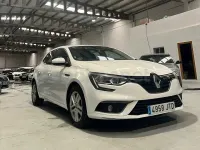 Usado Renault Mégane Bose Edition 110 CV (80 kW) 2016 Blanco Berlina