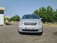 Usado Opel Meriva Cosmo 100 CV (73 kW) 2006 Gris / plata Monovolumen