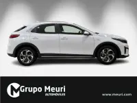 Usado Kia XCeed 120 CV (88 kW) 2023 Blanco SUV