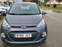 Usado Hyundai i10 66 CV (48 kW) 2015 Azul Utilitario