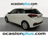 Usado Hyundai i20 75 CV (55 kW) 2019 Blanco Utilitario