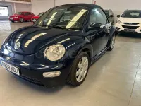 Usado VW New Beetle 100 CV (73 kW) 2004 Azul Utilitario
