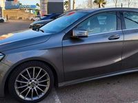 Usado Mercedes A200 136 CV (100 kW) 2018 Gris Utilitario