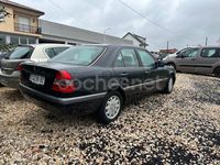 Usado Mercedes C220 Elegance 95 CV (69 kW) 1995 Negro Berlina