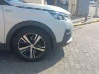 Usado Peugeot 3008 Active 120 CV (88 kW) 2017 Blanco SUV