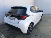 Usado Toyota Yaris Plus 116 CV (85 kW) 2021 Blanco Utilitario
