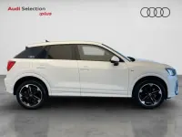 Usado Audi Q2 S-Line 110 CV (80 kW) 2021 Blanco SUV